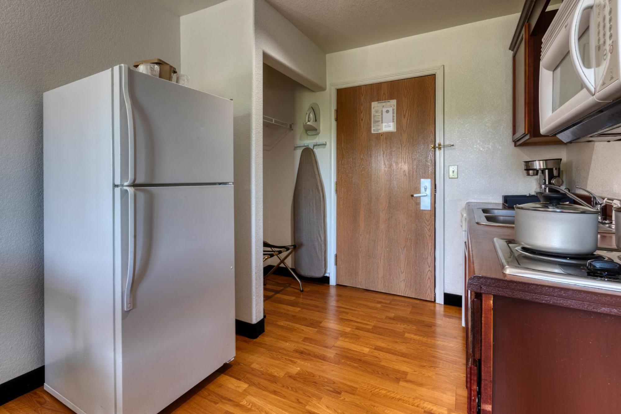 All Towne Suites Saint Robert Kültér fotó