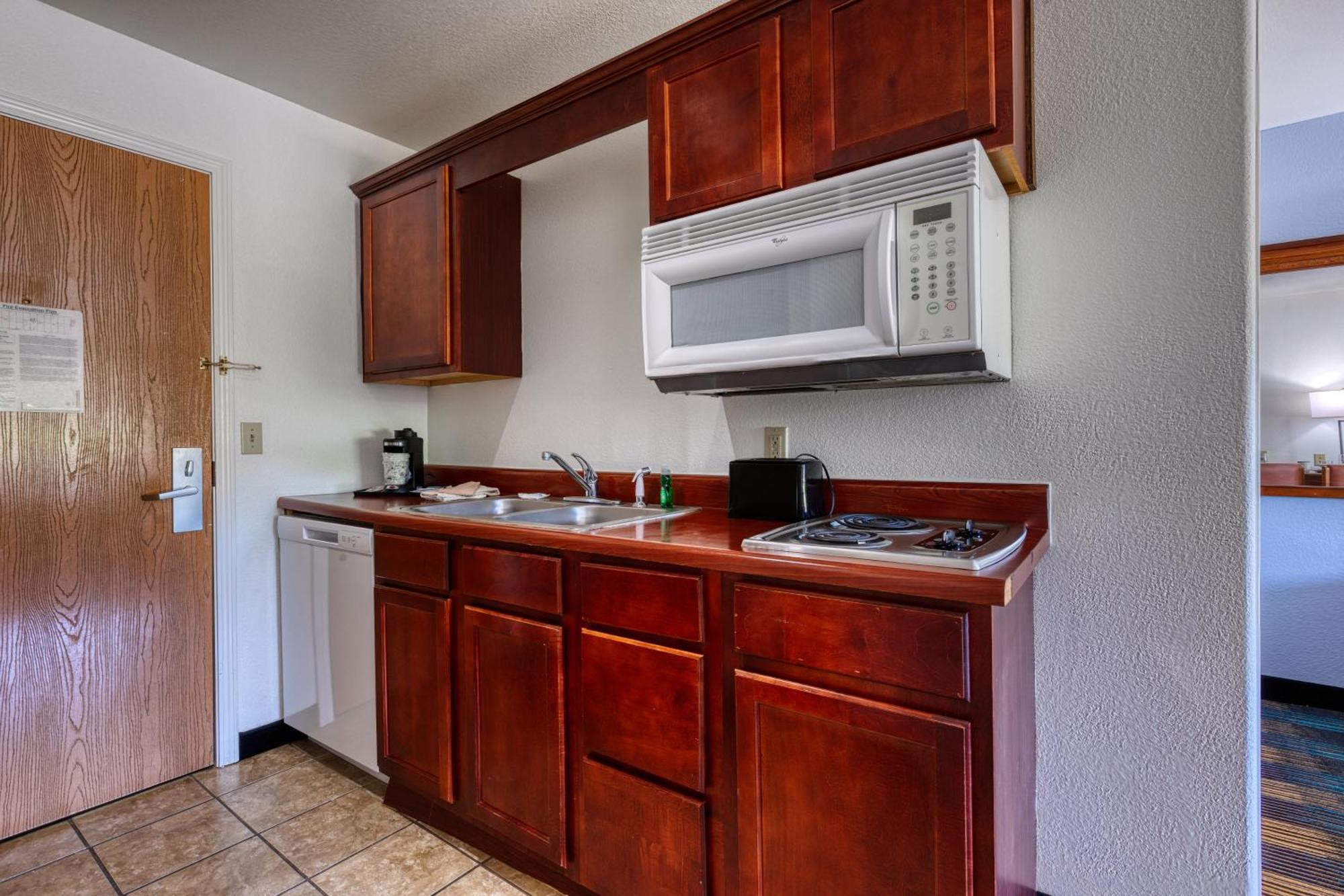 All Towne Suites Saint Robert Kültér fotó