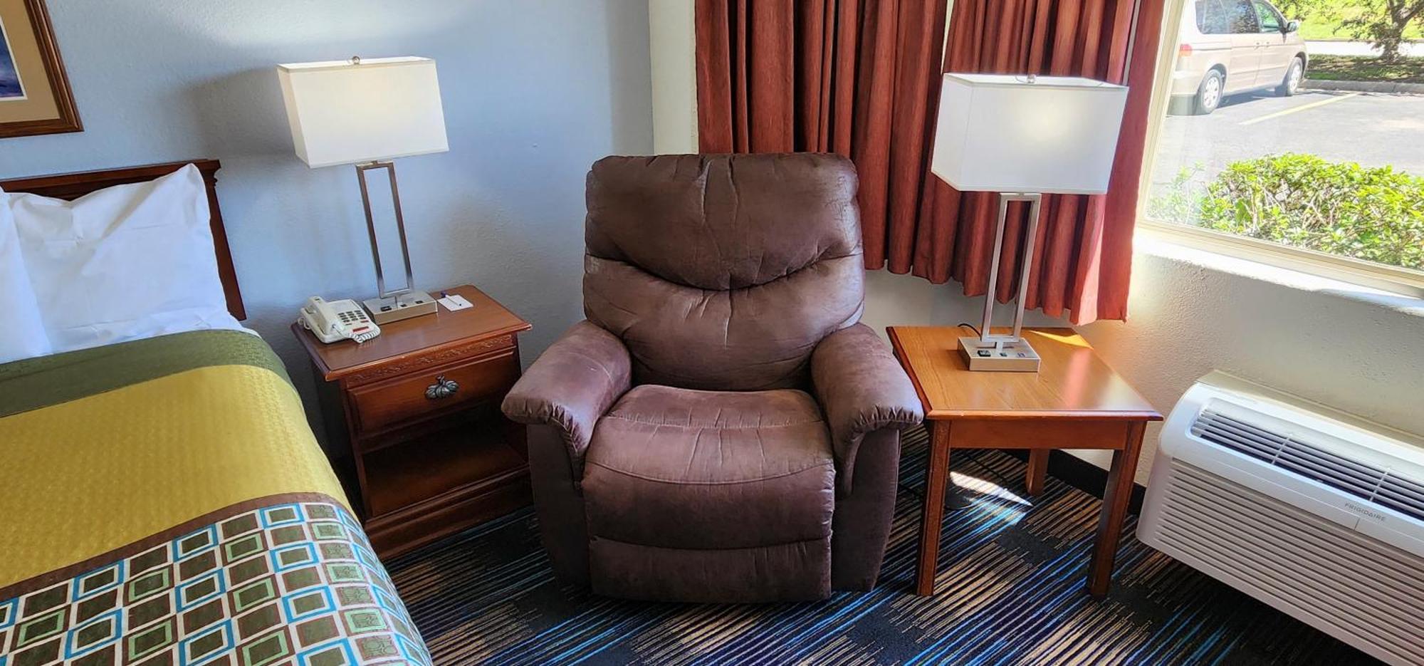 All Towne Suites Saint Robert Kültér fotó